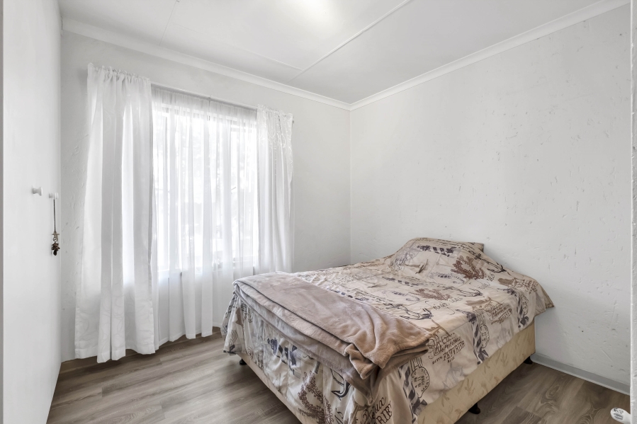 To Let 2 Bedroom Property for Rent in Ferndale Gauteng