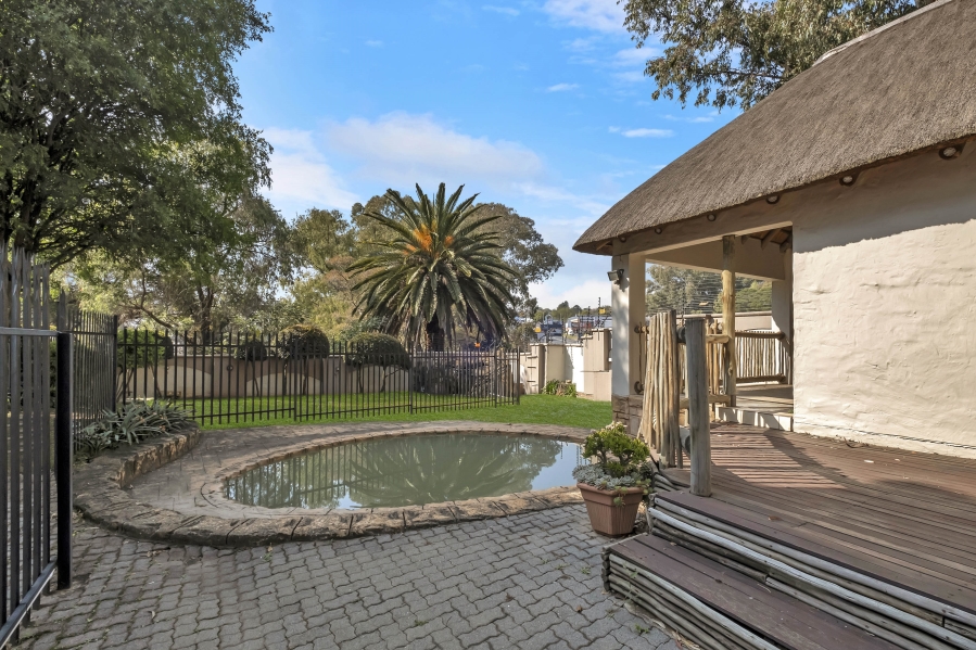 To Let 2 Bedroom Property for Rent in Ferndale Gauteng