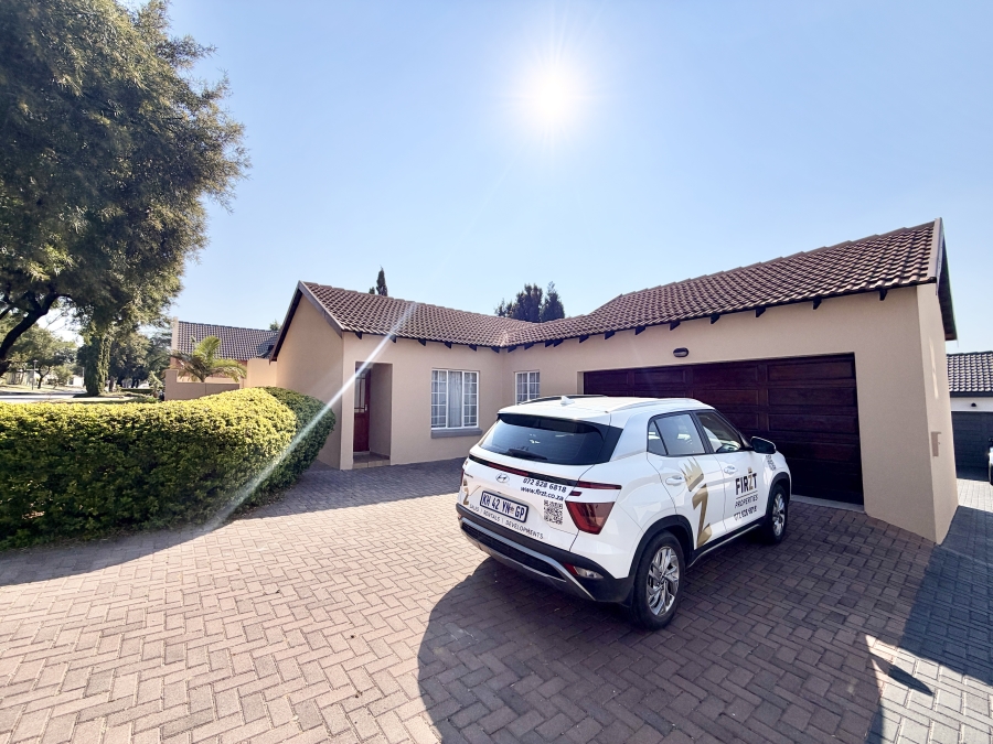 3 Bedroom Property for Sale in Thatchfield Estate Gauteng