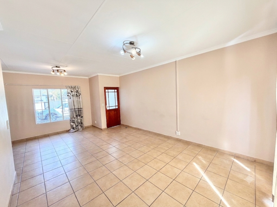 3 Bedroom Property for Sale in Thatchfield Estate Gauteng