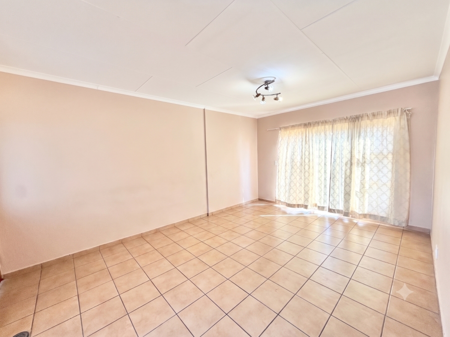 3 Bedroom Property for Sale in Thatchfield Estate Gauteng