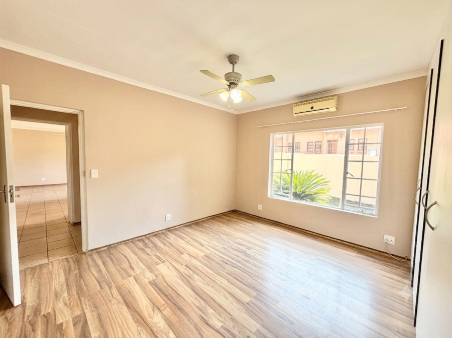 3 Bedroom Property for Sale in Thatchfield Estate Gauteng