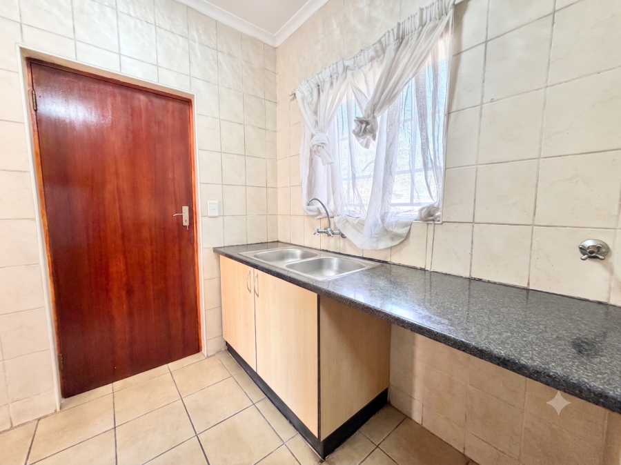 3 Bedroom Property for Sale in Thatchfield Estate Gauteng