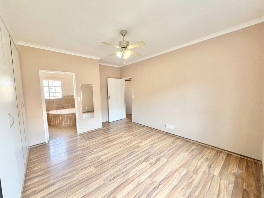 3 Bedroom Property for Sale in Thatchfield Estate Gauteng