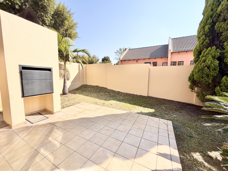 3 Bedroom Property for Sale in Thatchfield Estate Gauteng