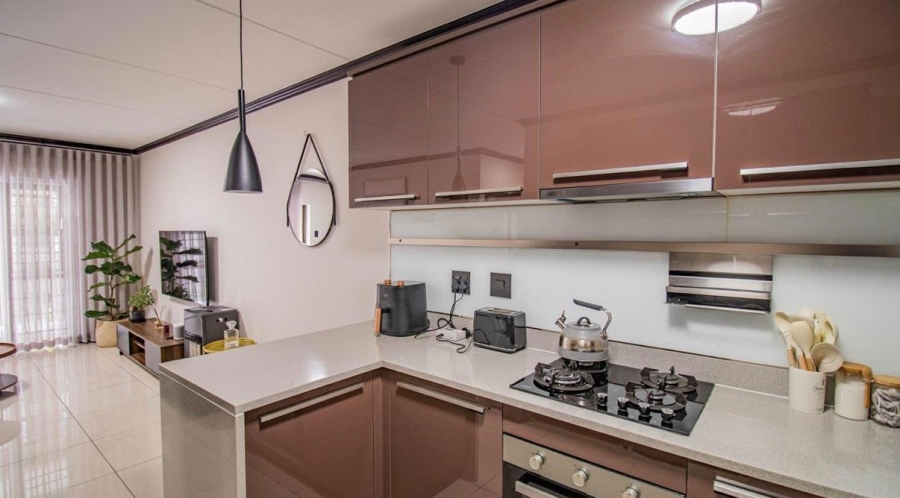 2 Bedroom Property for Sale in Blue Hills Gauteng