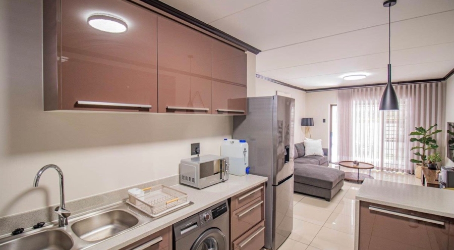 2 Bedroom Property for Sale in Blue Hills Gauteng