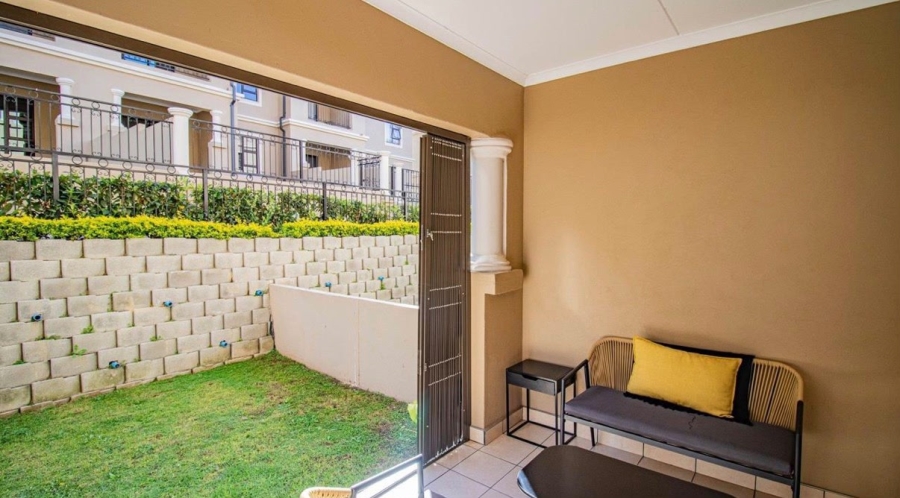 2 Bedroom Property for Sale in Blue Hills Gauteng
