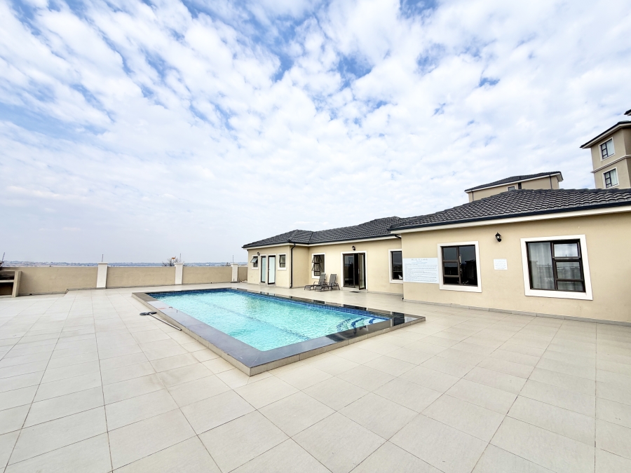2 Bedroom Property for Sale in Blue Hills Gauteng