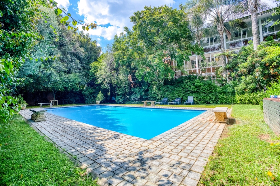 To Let 2 Bedroom Property for Rent in Hyde Park Gauteng