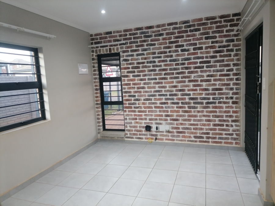 To Let 3 Bedroom Property for Rent in Lotus Gardens Gauteng