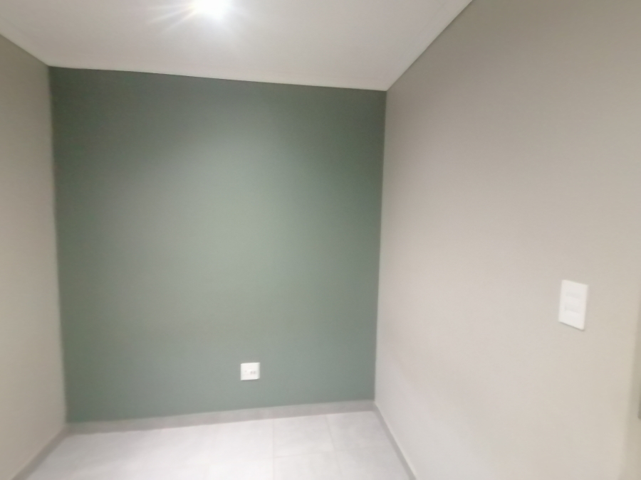 To Let 3 Bedroom Property for Rent in Lotus Gardens Gauteng