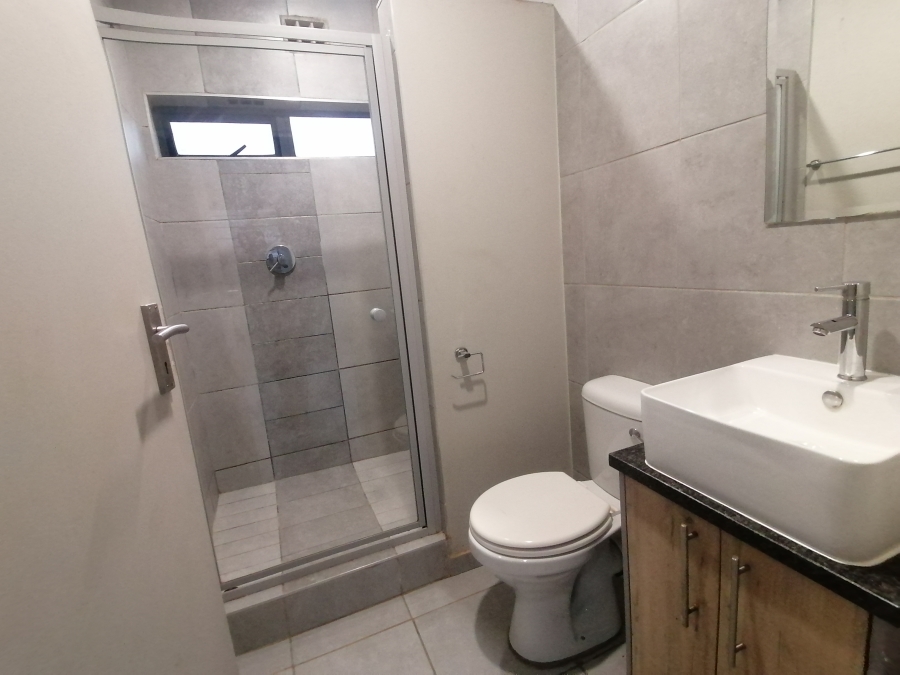 To Let 3 Bedroom Property for Rent in Lotus Gardens Gauteng