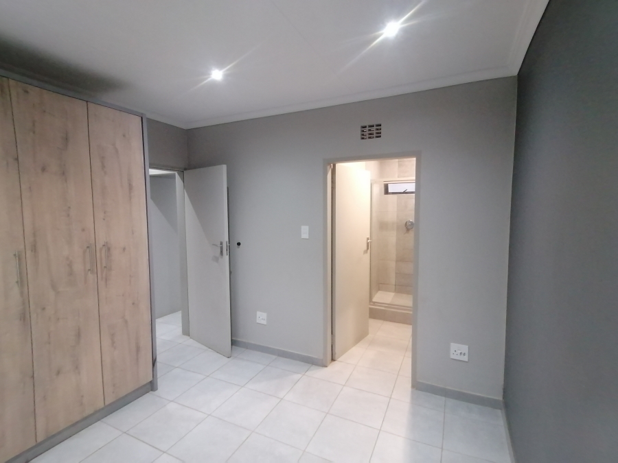To Let 3 Bedroom Property for Rent in Lotus Gardens Gauteng