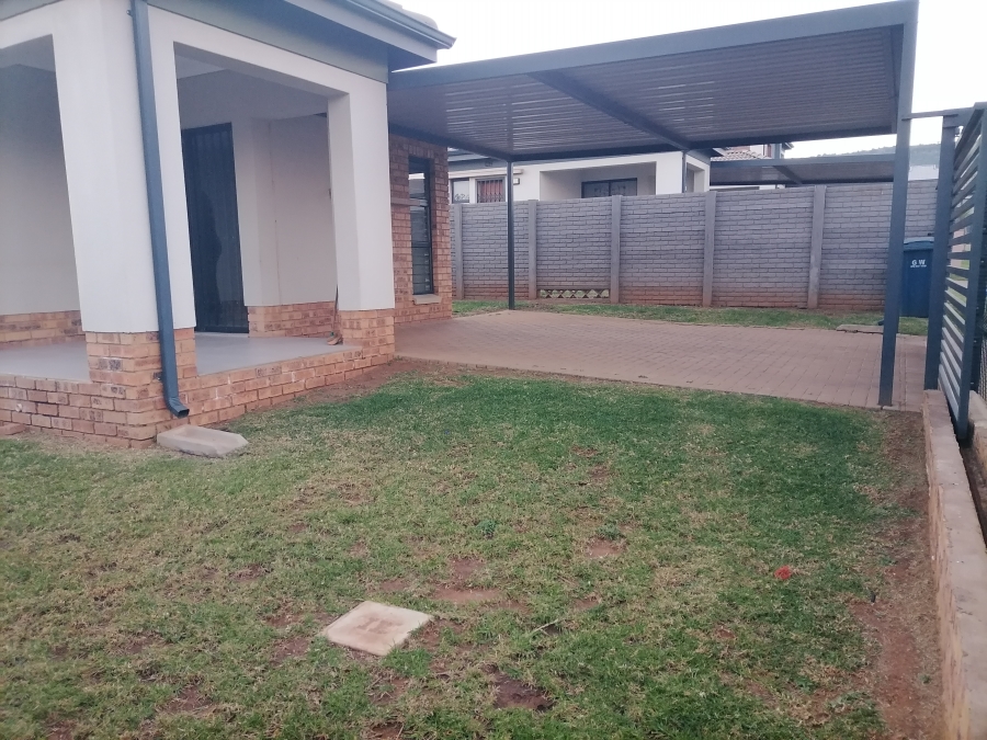 To Let 3 Bedroom Property for Rent in Lotus Gardens Gauteng