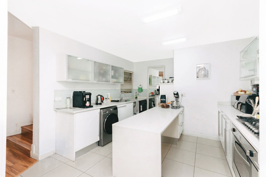 2 Bedroom Property for Sale in Khyber Rock Gauteng