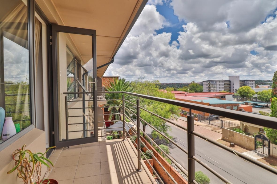1 Bedroom Property for Sale in Clarens Park Gauteng