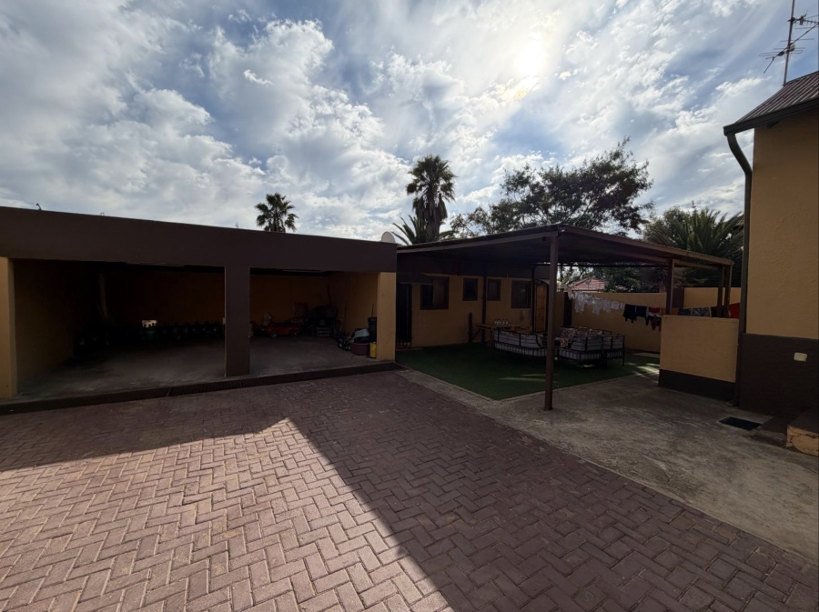 4 Bedroom Property for Sale in Kensington Gauteng