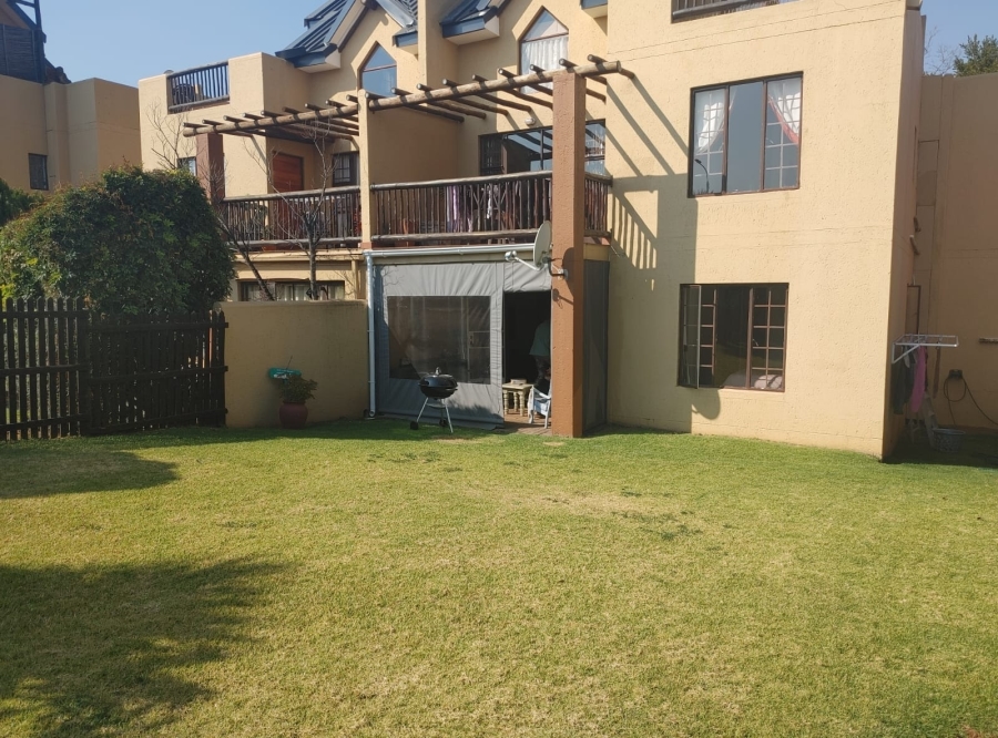 2 Bedroom Property for Sale in Eden Glen Gauteng