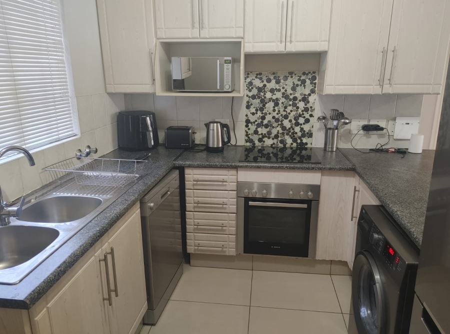 2 Bedroom Property for Sale in Eden Glen Gauteng