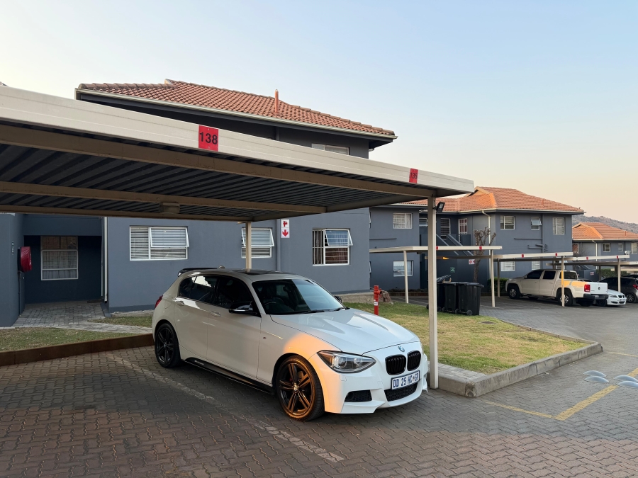 2 Bedroom Property for Sale in Linmeyer Gauteng