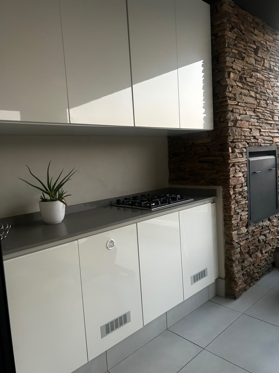 3 Bedroom Property for Sale in Eye of Africa Gauteng