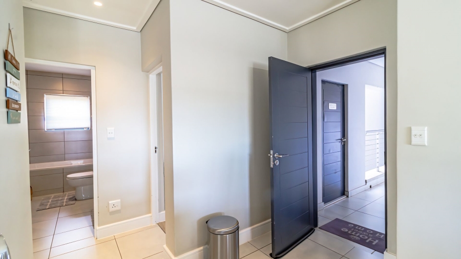 3 Bedroom Property for Sale in Eye of Africa Gauteng