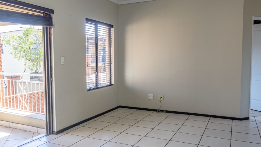 To Let 2 Bedroom Property for Rent in Bassonia Gauteng