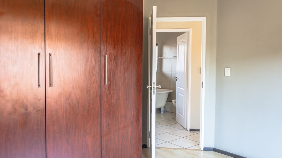 To Let 2 Bedroom Property for Rent in Bassonia Gauteng