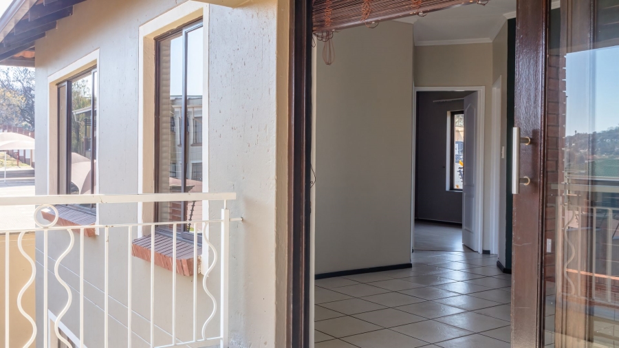 To Let 2 Bedroom Property for Rent in Bassonia Gauteng