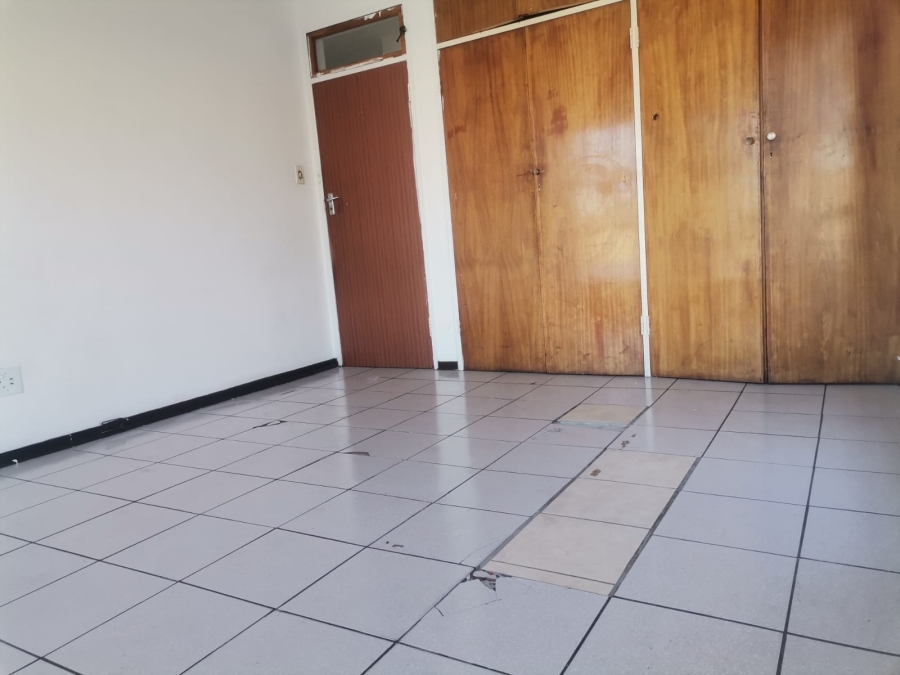To Let 2 Bedroom Property for Rent in Regents Park Gauteng