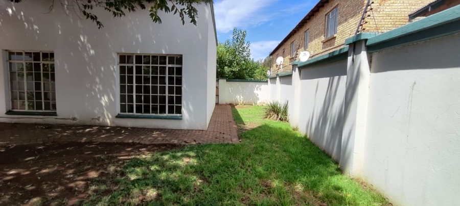 3 Bedroom Property for Sale in Hectorton Gauteng
