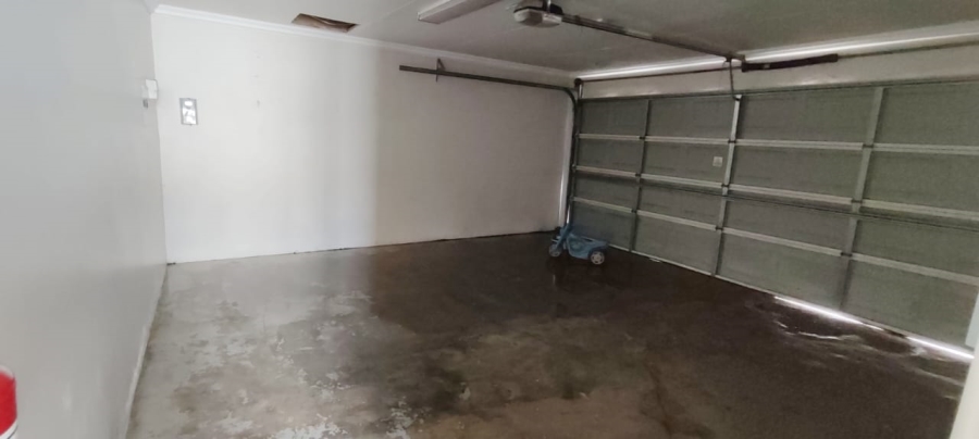 3 Bedroom Property for Sale in Hectorton Gauteng