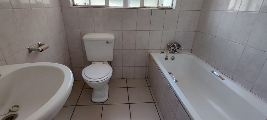 3 Bedroom Property for Sale in Hectorton Gauteng