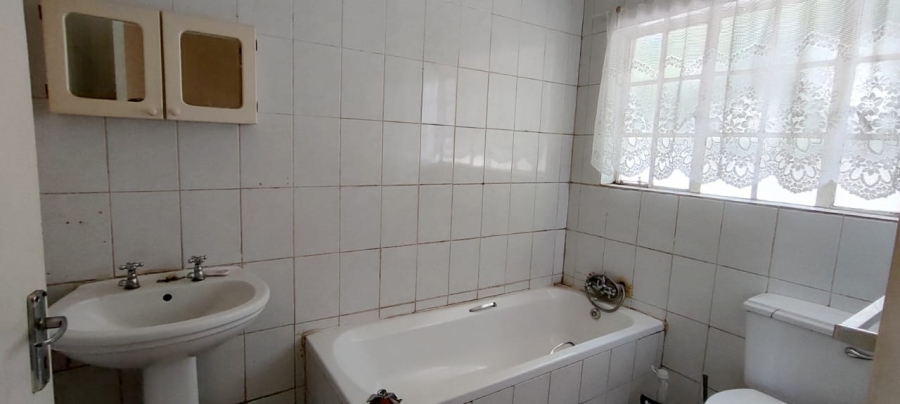 3 Bedroom Property for Sale in Hectorton Gauteng