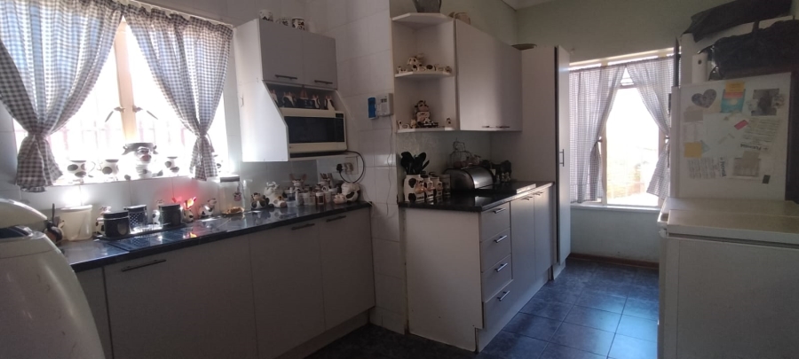 3 Bedroom Property for Sale in Westonaria Gauteng