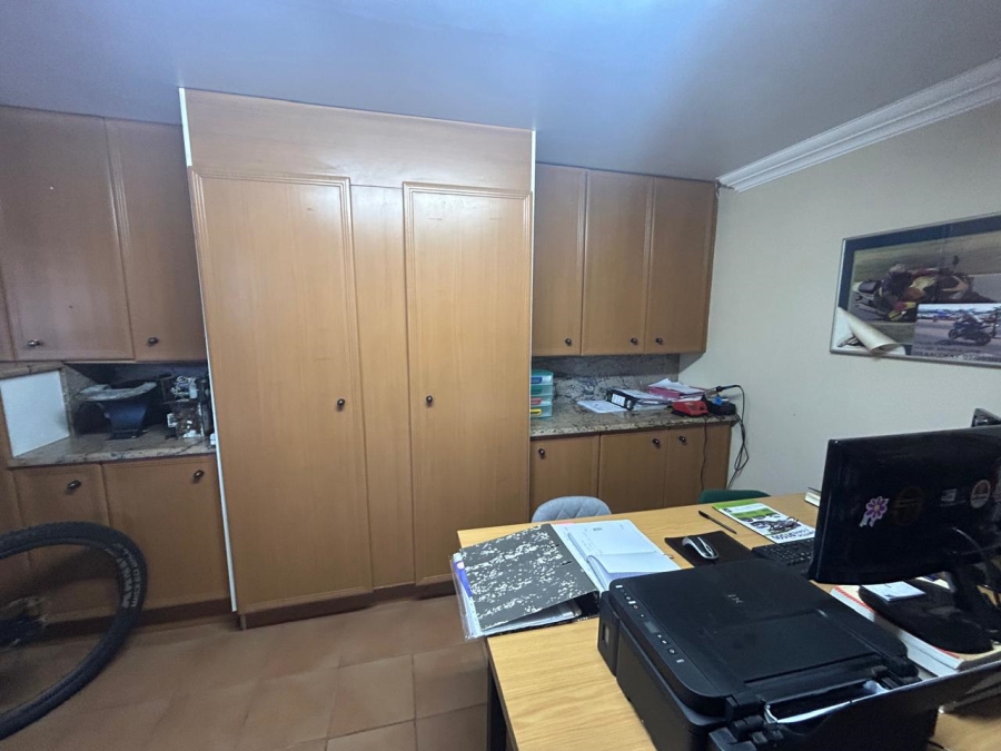 3 Bedroom Property for Sale in Vissershoek AH Gauteng