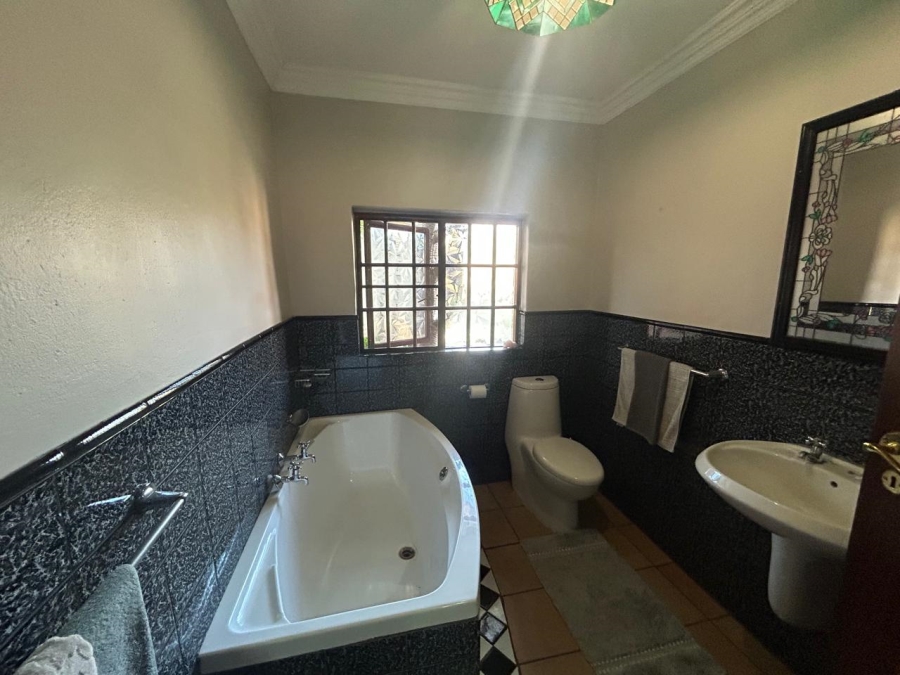 3 Bedroom Property for Sale in Vissershoek AH Gauteng