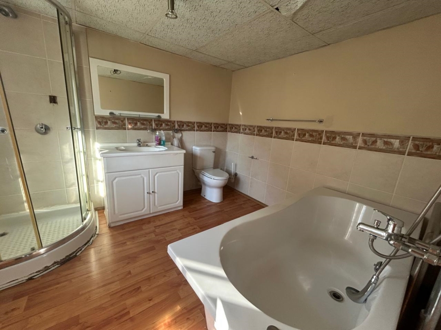 3 Bedroom Property for Sale in Vissershoek AH Gauteng