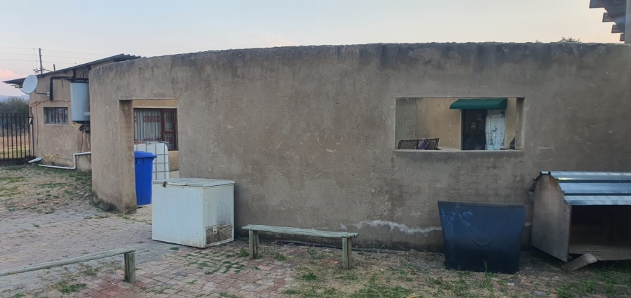10 Bedroom Property for Sale in Kameeldrift West Gauteng
