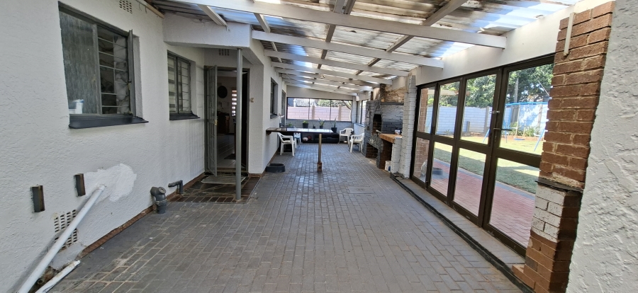 4 Bedroom Property for Sale in Rant En Dal Gauteng