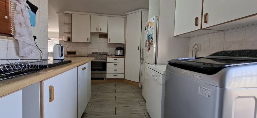 3 Bedroom Property for Sale in Rant En Dal Gauteng