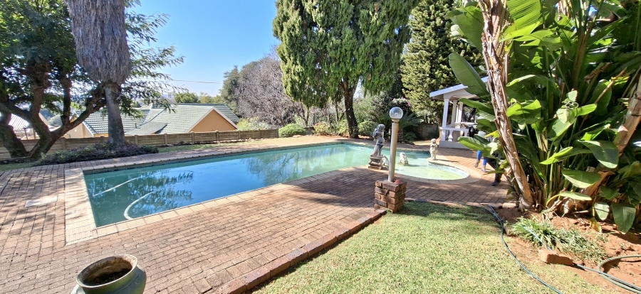 3 Bedroom Property for Sale in Noordheuwel Gauteng