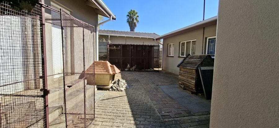 3 Bedroom Property for Sale in Noordheuwel Gauteng