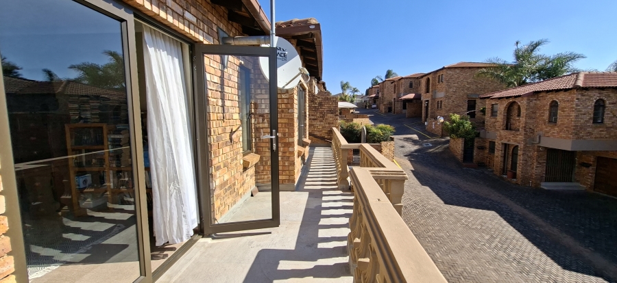 3 Bedroom Property for Sale in Noordheuwel Gauteng