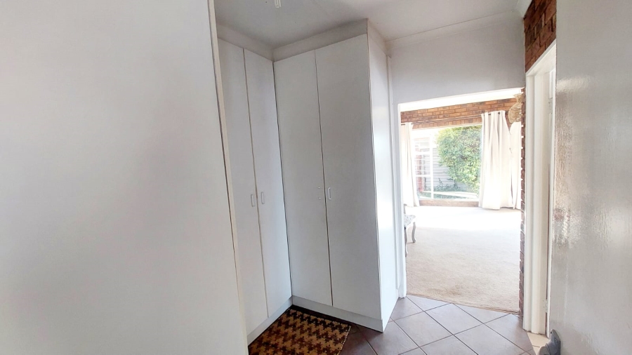 4 Bedroom Property for Sale in Eike Park Gauteng