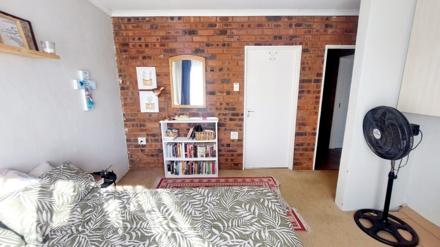 4 Bedroom Property for Sale in Eike Park Gauteng
