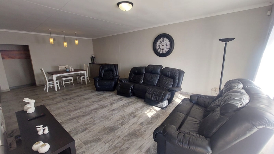3 Bedroom Property for Sale in Dan Pienaarville Gauteng