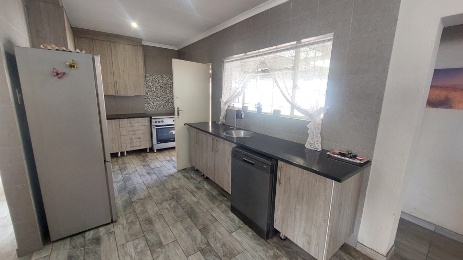 3 Bedroom Property for Sale in Dan Pienaarville Gauteng