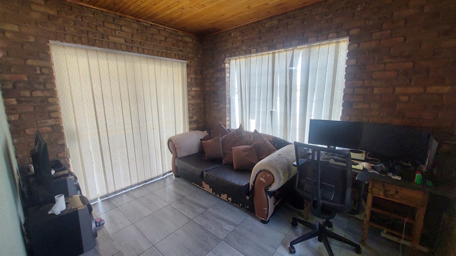 3 Bedroom Property for Sale in Dan Pienaarville Gauteng